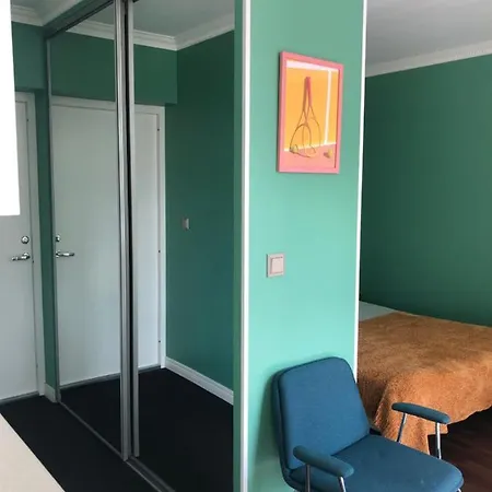 Studio In The Heart Of بارنو